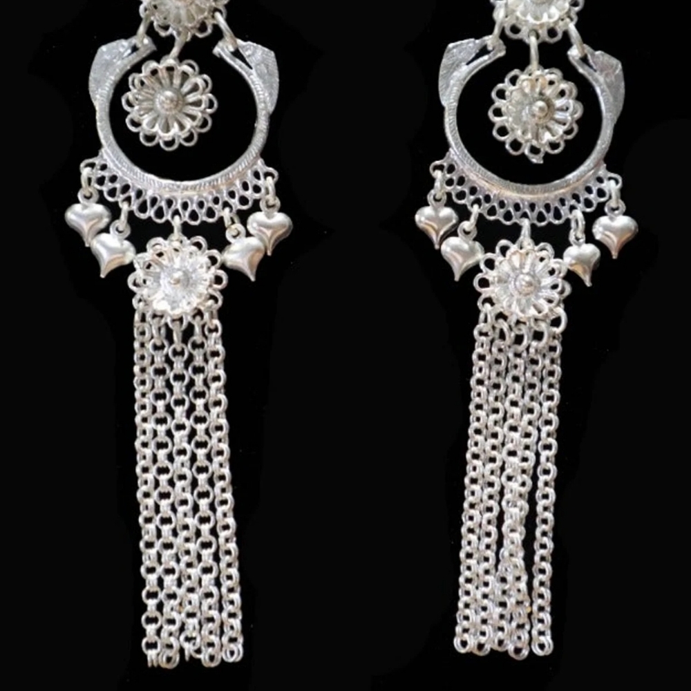 Hmong fashion earring